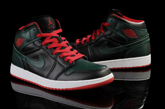 Nike Air Jordan 1 Retro Mens Shoes Black / Deep Green / Red