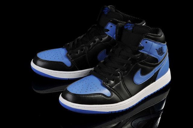 Nike Air Jordan 1 Retro High OG Mens Shoes Black / Royal Blue
