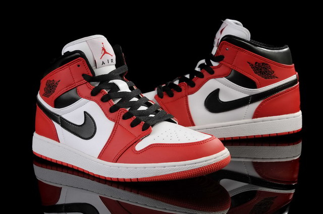 Nike Air Jordan 1 Retro KO High Mens Shoes White / Black / Varsity Red