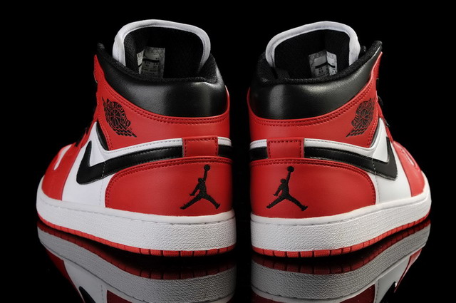 Nike Air Jordan 1 Retro KO High Mens Shoes White / Black / Varsity Red