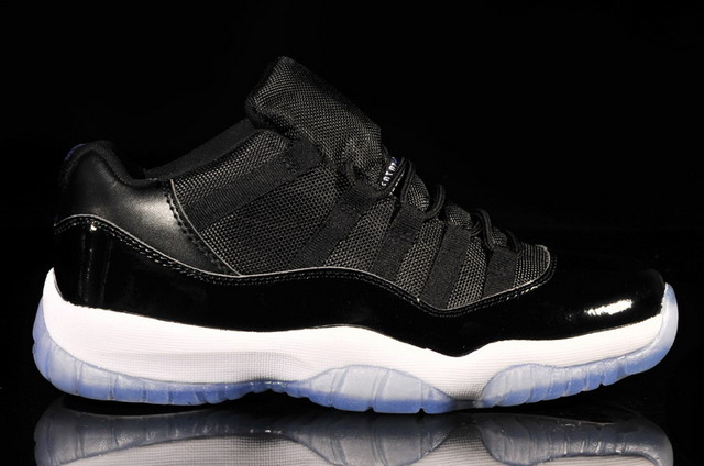 Nike Air Jordan 11 XI Retro Low Mens Shoes Black / White / Varsity Royal