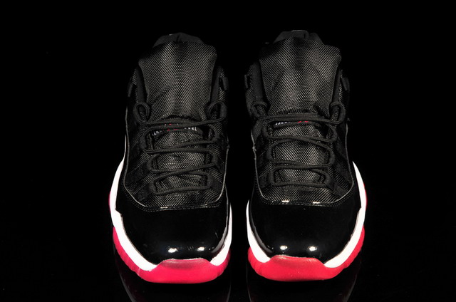 Nike Air Jordan 11 XI Retro Low Mens Shoes Black / White / Varsity Red