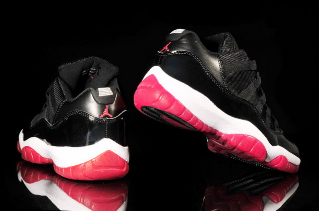 Nike Air Jordan 11 XI Retro Low Mens Shoes Black / White / Varsity Red