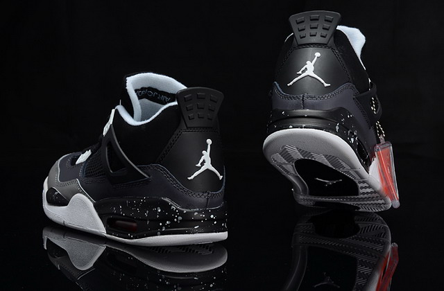 Nike Air Jordan 4 Retro Mens Shoes Black / Grey / White