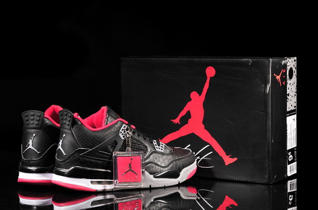 Nike Air Jordan 4 Retro Mens Shoes Black / Grey / Fire Red