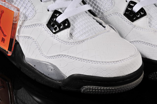 Nike Air Jordan 4 IV Retro Mens Shoes White / Black / Cement Grey