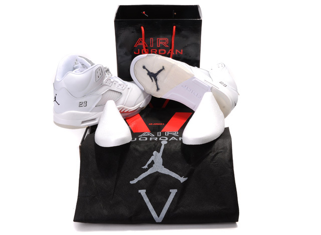 Nike Air Jordan 5 V Retro Mens Shoes White / Metallic Silver