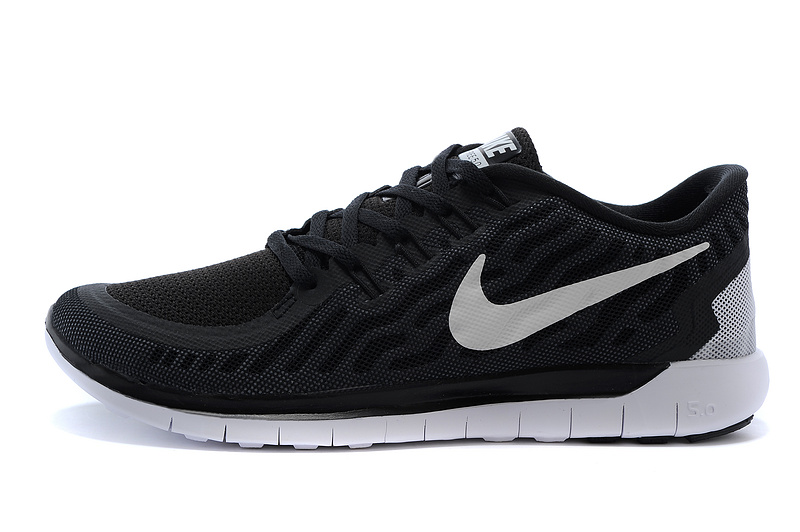 Nike Free 5.0 Mens Running Shoe Black / White