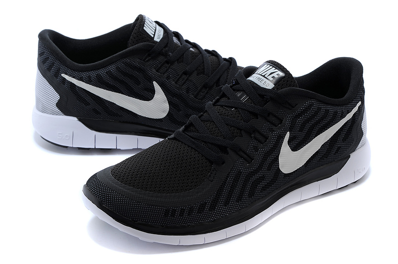 Nike Free 5.0 Mens Running Shoe Black / White